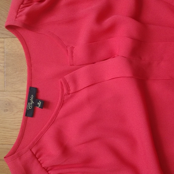 Split Front Dress - Picture 2 of 4